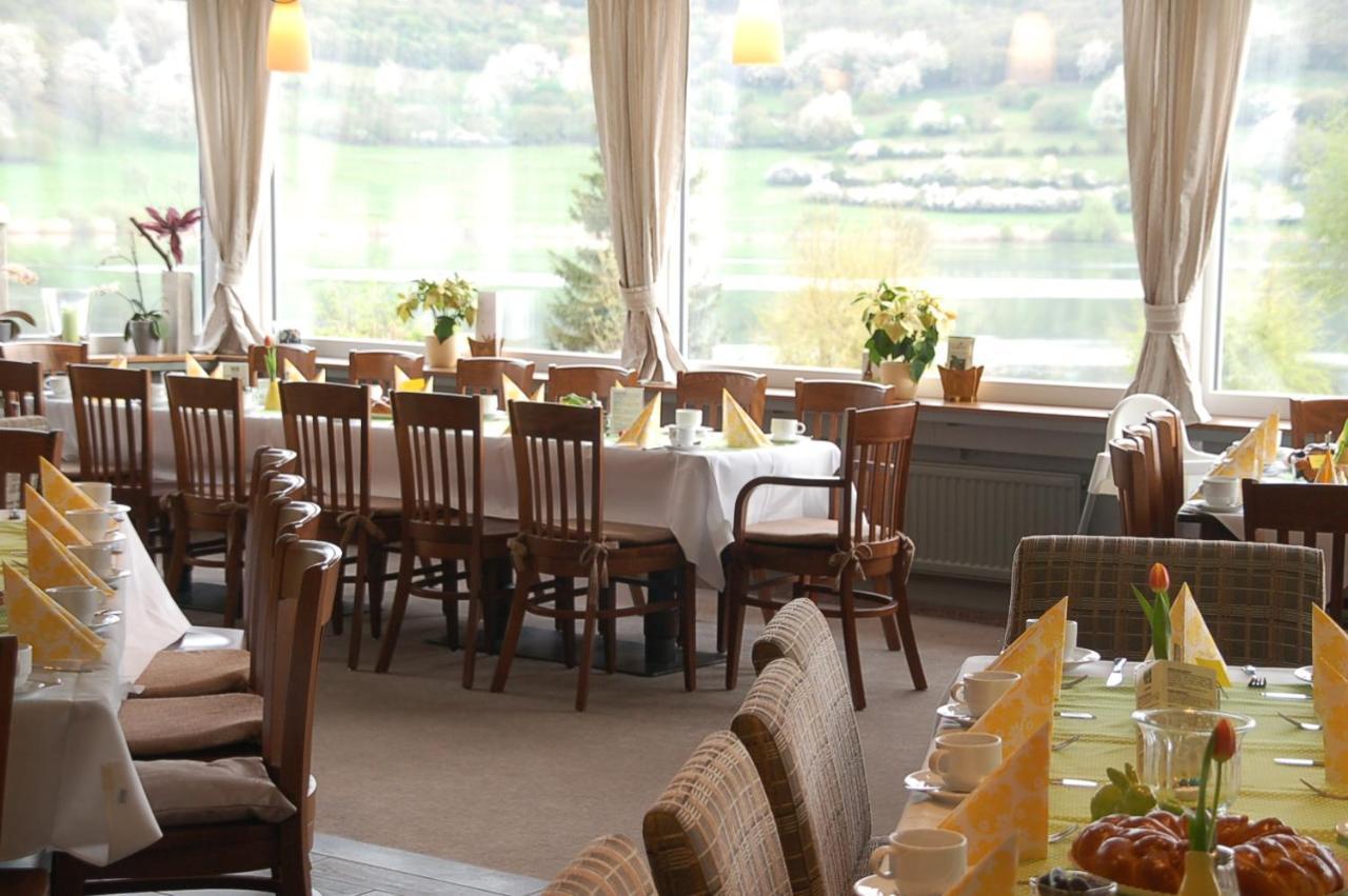 Hotel-Ferienwohnungen Cafe Maarblick Schalkenmehren Exteriér fotografie