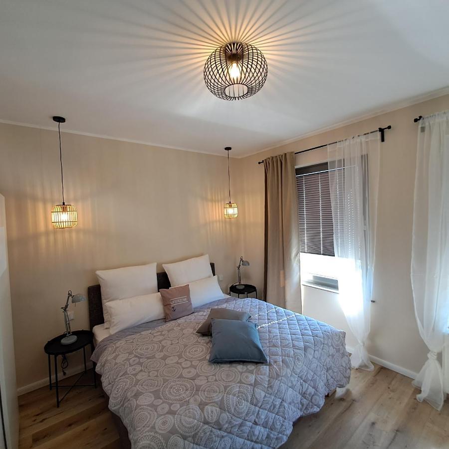 Hotel-Ferienwohnungen Cafe Maarblick Schalkenmehren Exteriér fotografie